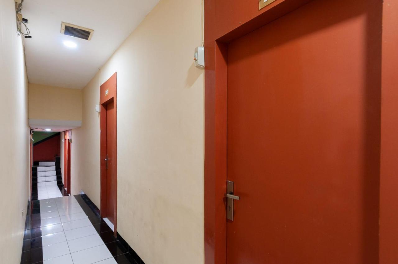 Urbanview Hotel Syariah Residence Medan By Reddoorz Exterior foto